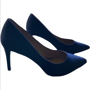 14th & Union Mavy Velour Heels